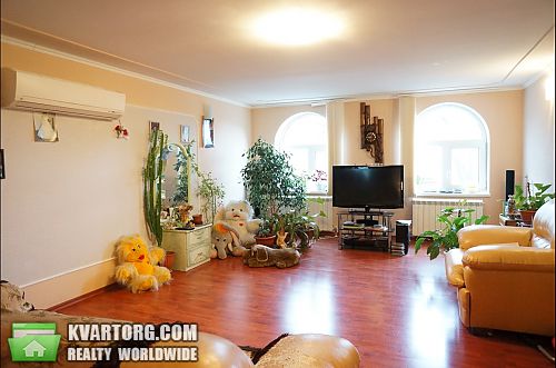 Sell house. Киев, ул. Народная — photo 2