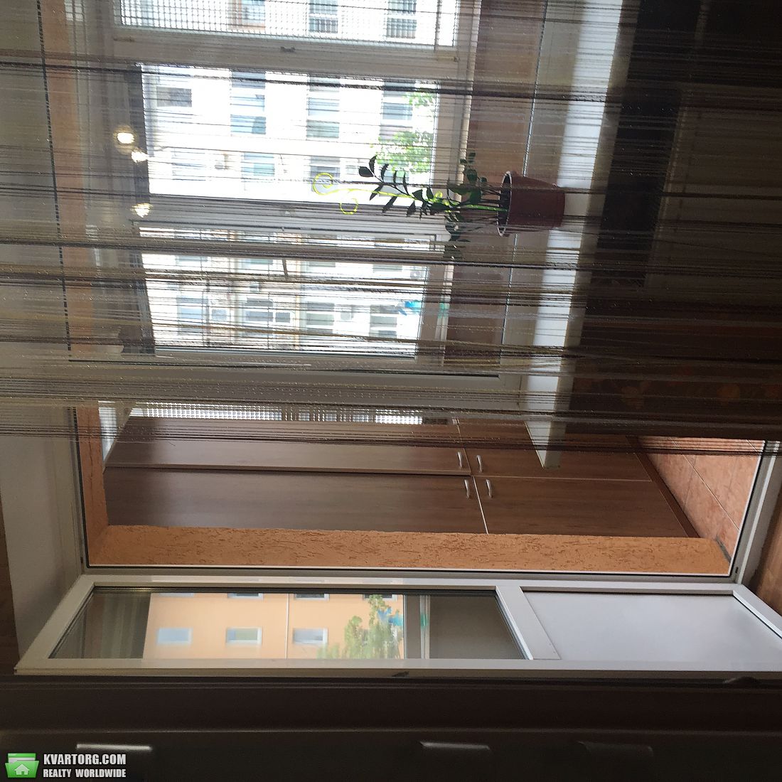 Rent out 1-room apartment. Киев, ул Зодчих — photo 1