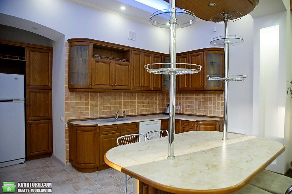 Rent out 3-room apartment. Киев, Антоновича — photo 5
