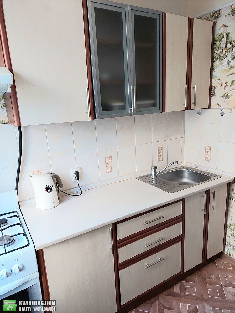 Rent out 1-room apartment. Киев, Марии Примаченко — photo 2
