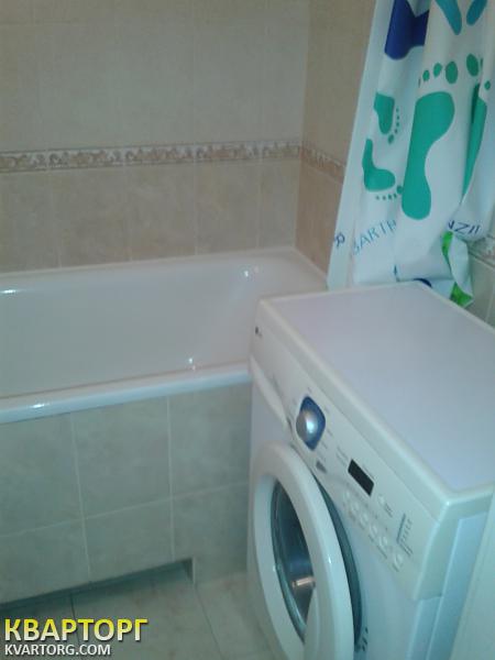 Rent out 1-room apartment. Киев, Княжий затон — photo 5