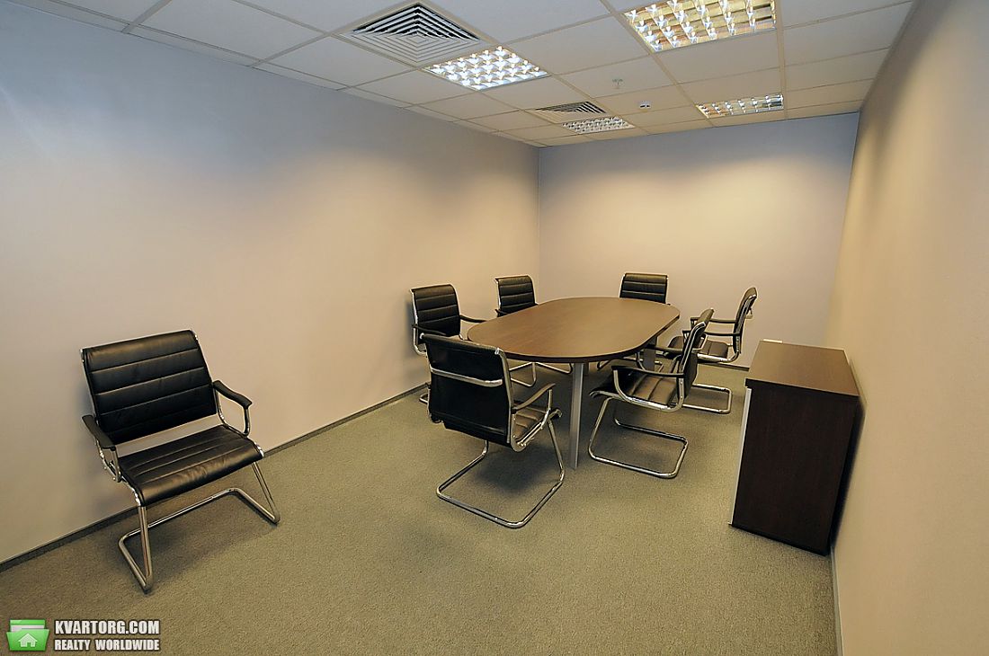 Sell office. Киев, Бажана — photo 1