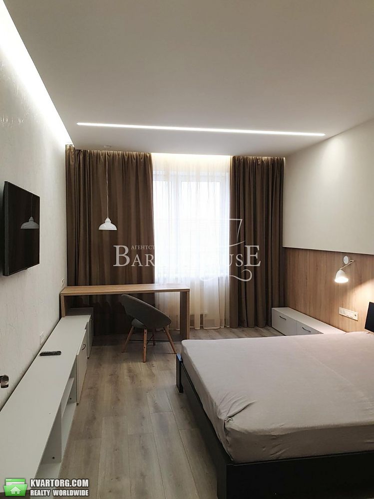 Rent out 3-room apartment. Киев,  Сечевых Стрельцов — photo 5