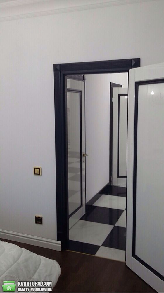 Sell 3-room apartment. Киев,  Драгомирова — photo 4