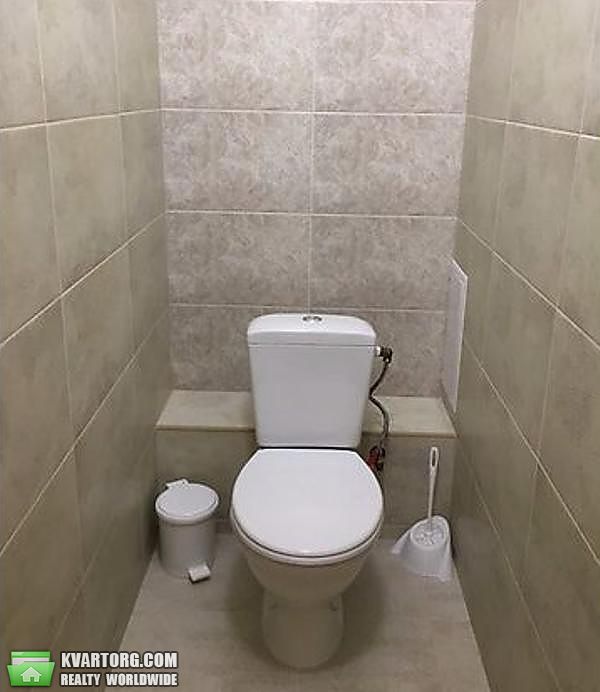 Rent out 2-room apartment. Киев,  Драгомирова — photo 10