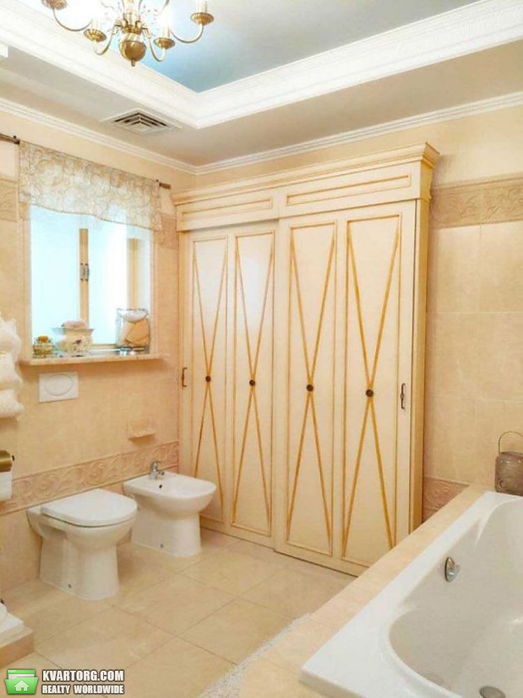 Rent out 3-room apartment. Киев,  Кловский спуск — photo 9