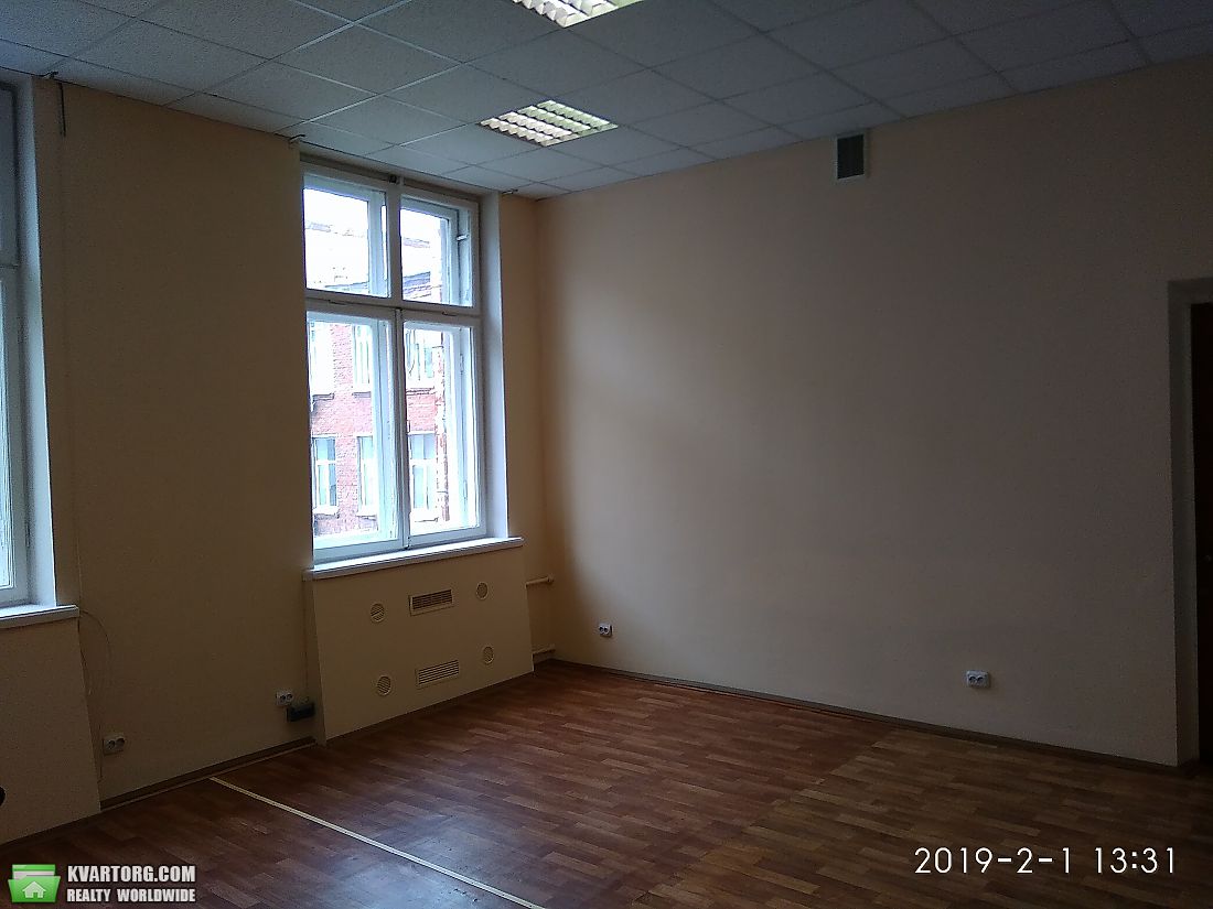 Rent out office. Днепропетровск, Яворницкого пр. — photo 1