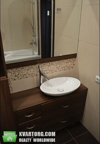 Rent out 1-room apartment. Киев,  Урловская — photo 9