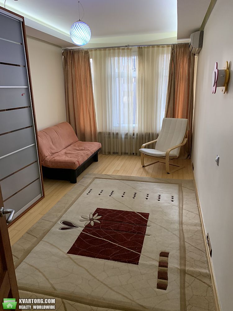 Rent out 3-room apartment. Киев,  Паньковская — photo 7