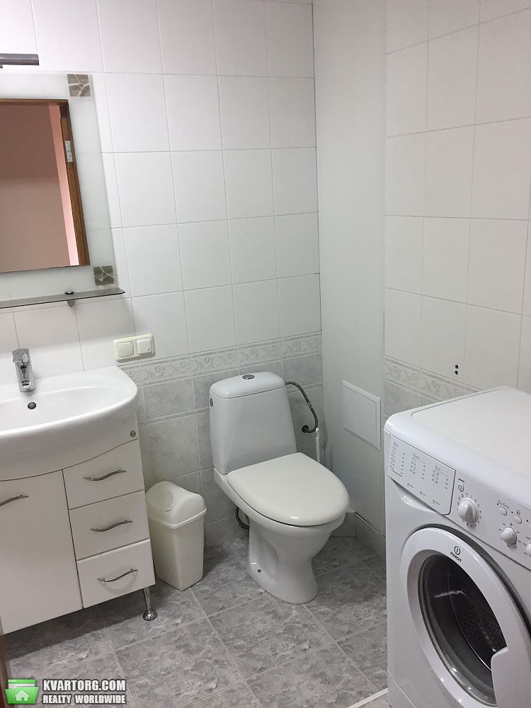 Rent out 4-room apartment. Днепропетровск, бульвар звездный — photo 1