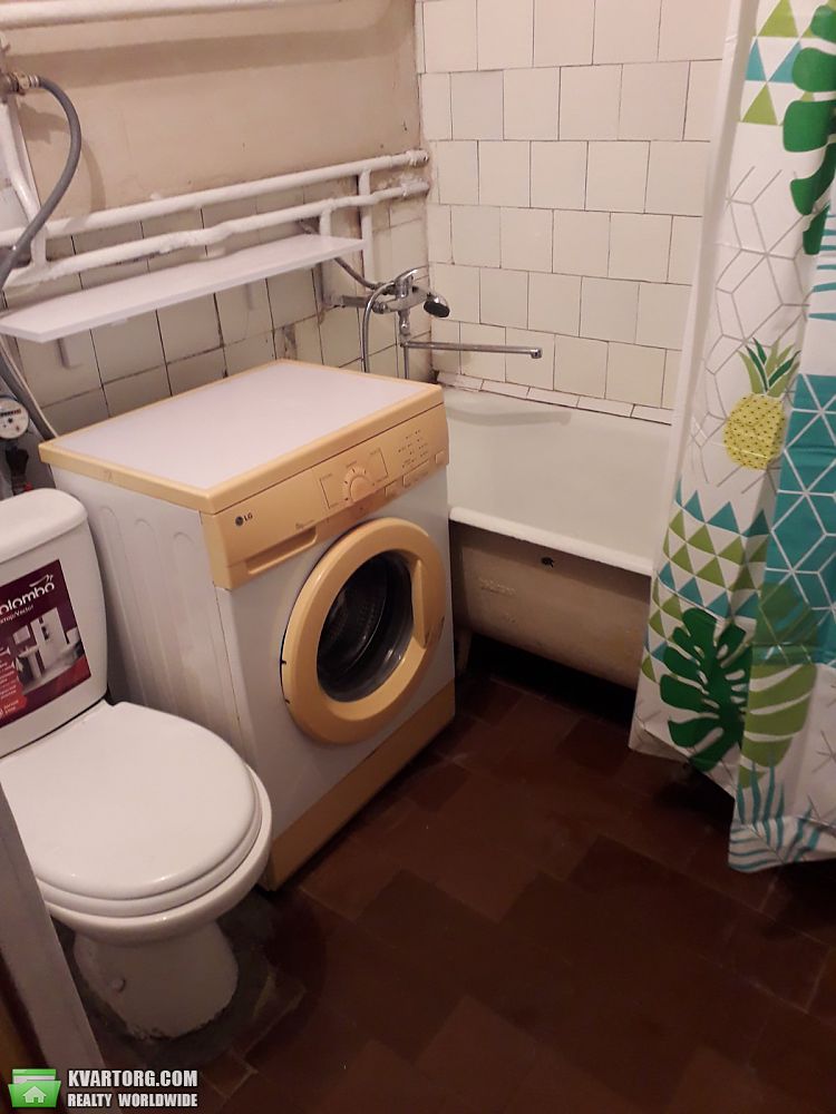 Rent out 2-room apartment. Киев, Вацлава Гавела — photo 8