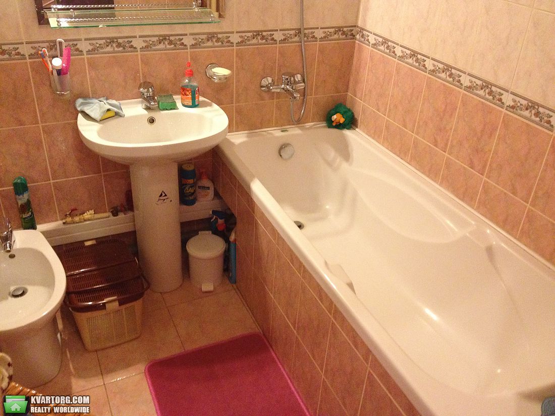 Rent out 1-room apartment. Киев,  Саксаганского — photo 2