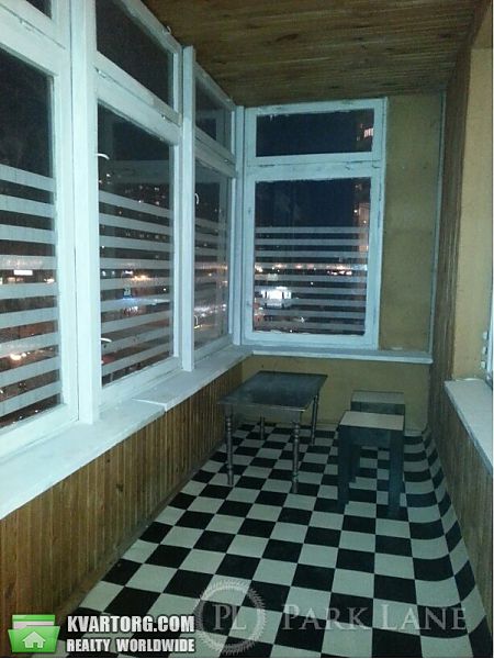 Sell 2-room apartment. Киев, Харьковское шоссе — photo 1
