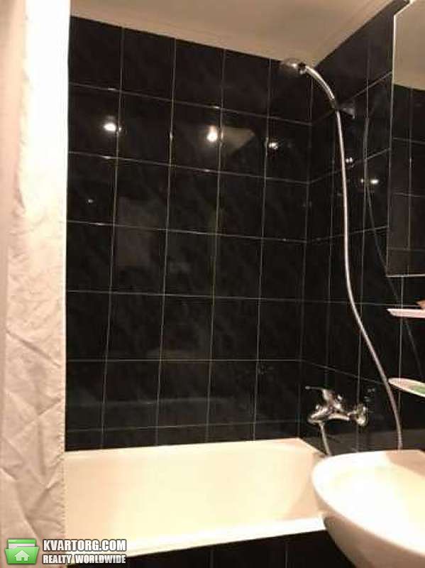 Sell 3-room apartment. Киев,  Чернобыльская — photo 8