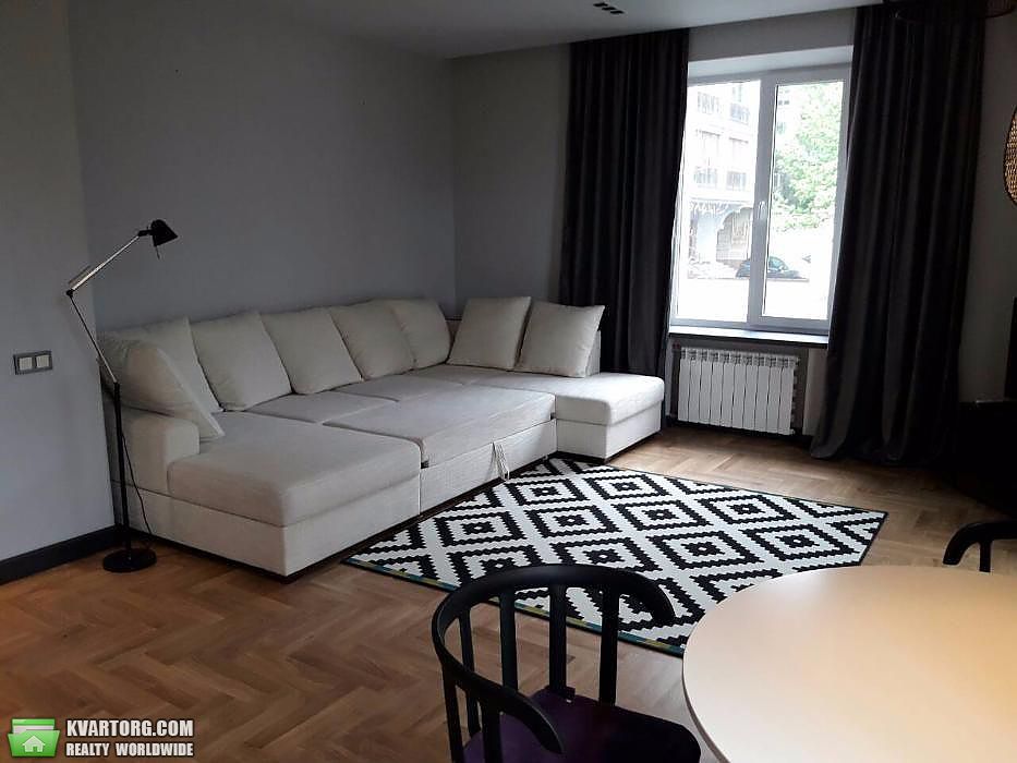 Rent out 2-room apartment. Киев,  Прорезная — photo 1
