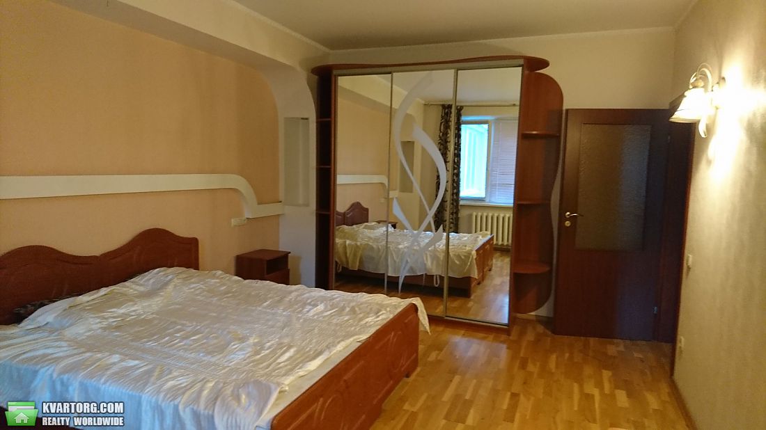 Rent out 3-room apartment. Киев, Руданского — photo 5