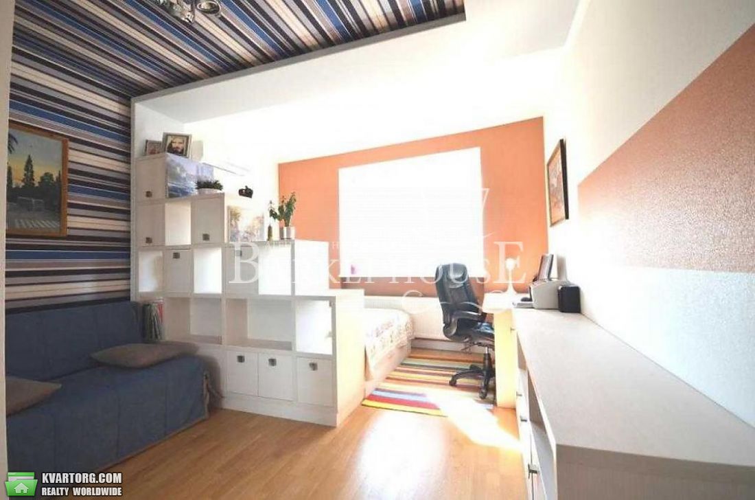 Rent out 3-room apartment. Киев,  Голосеевская — photo 6