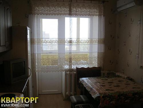Rent out 2-room apartment. Киев, Отдыха ул. — photo 1