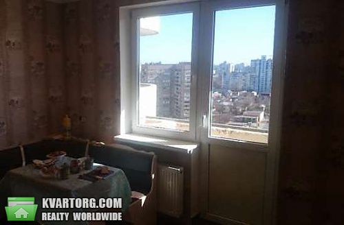Rent out 2-room apartment. Киев, Харьковское шоссе — photo 5