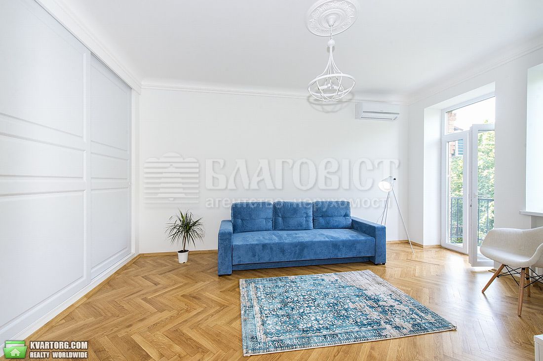 Rent out 1-room apartment. Киев,  Печерский спуск — photo 2