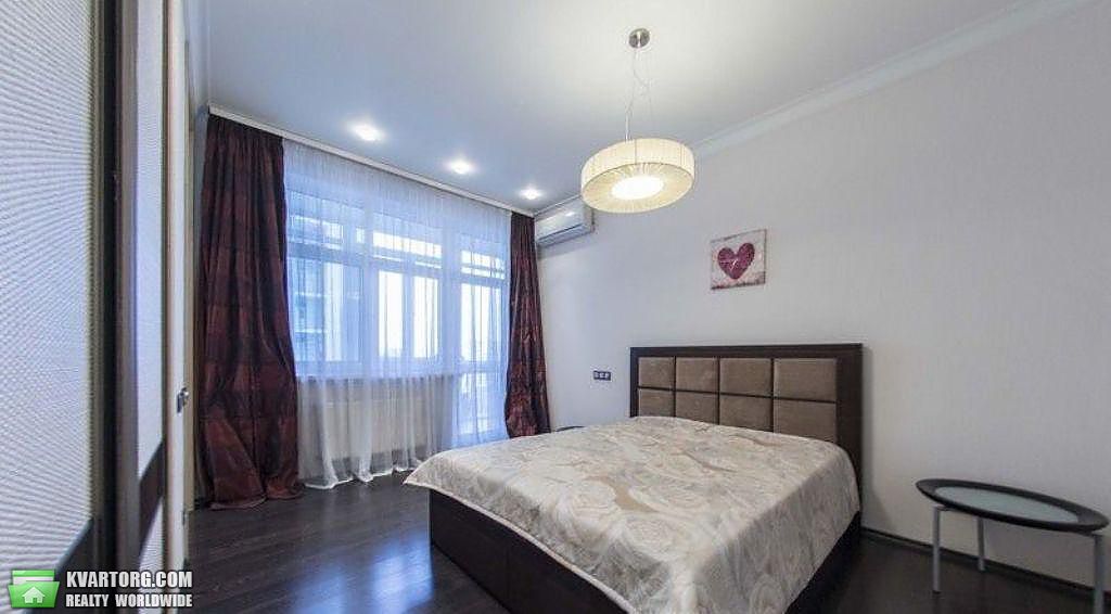 Rent out 2-room apartment. Киев,  Антоновича — photo 4