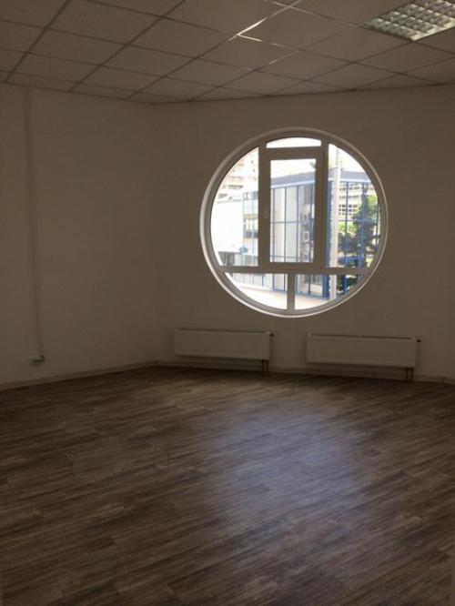 Rent out office. Киев, Кловский спуск — photo 2