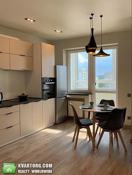 Rent out 1-room apartment. Киев, Нижнеключевая — photo 10
