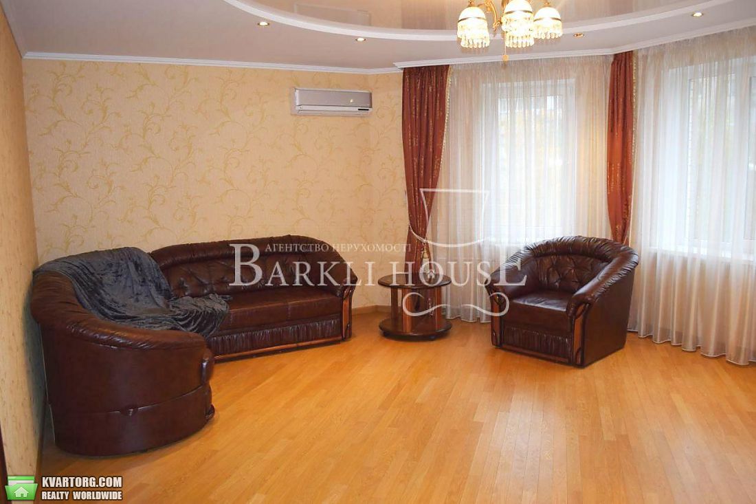 Rent out 3-room apartment. Киев,  Никольско-Слободская — photo 1