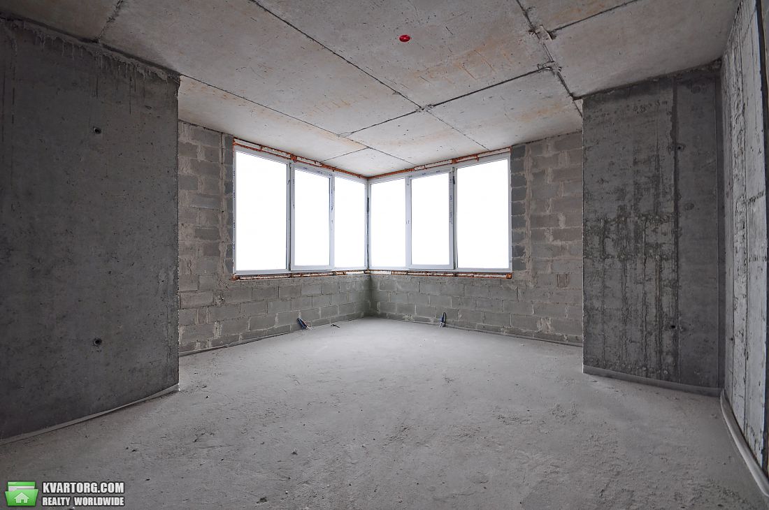 Sell 2-room apartment. Киев, ул. Харьковское шоссе — photo 3