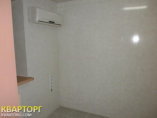 Sell office. Одесса, Каретный пер. — photo 9