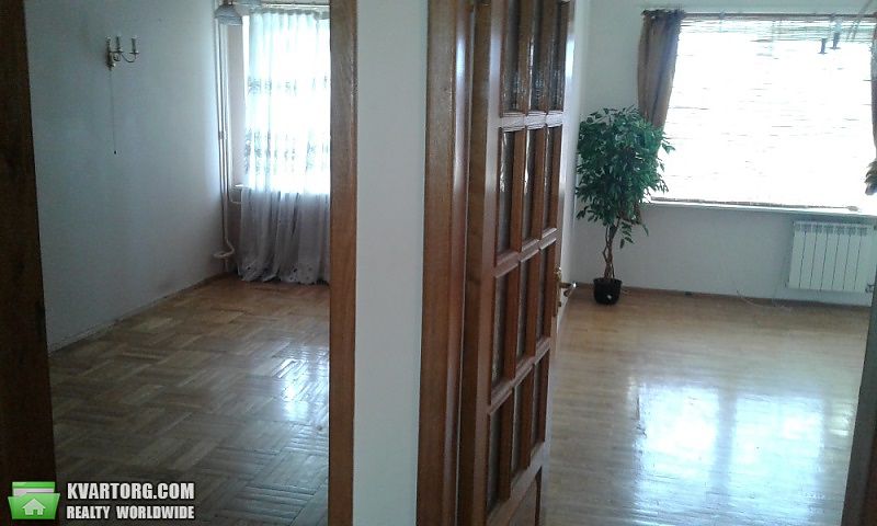 продам 3-комнатную квартиру. Киев,   Вышгородская - фото 2