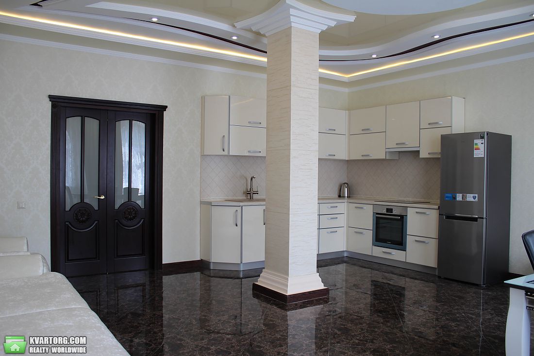 Rent out 3-room apartment. Одесса, военный спуск — photo 3