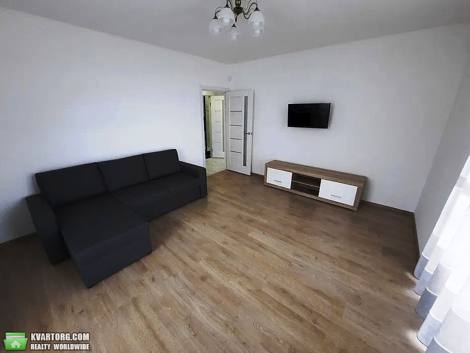 Rent out 2-room apartment. Львов, Космічна — photo 6