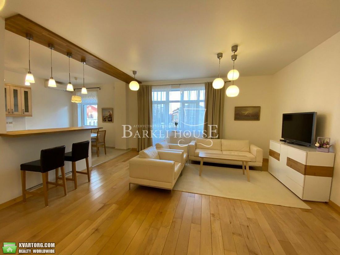 Rent out 4-room apartment. Киев,  Тургеневская — photo 1