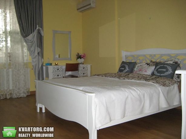 Rent out 1-room apartment. Киев,  Кадетский Гай — photo 2