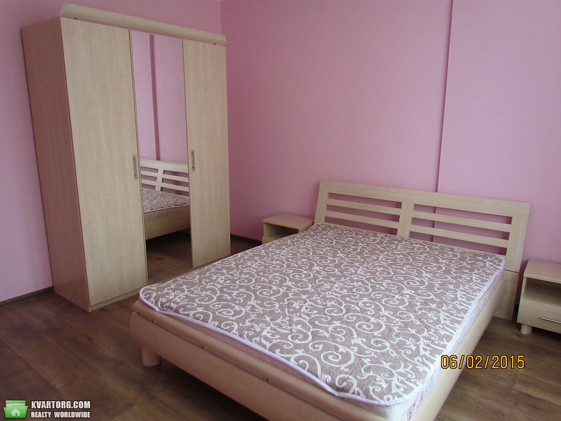 Rent out 3-room apartment. Киев,  Саперно-Слободская — photo 4