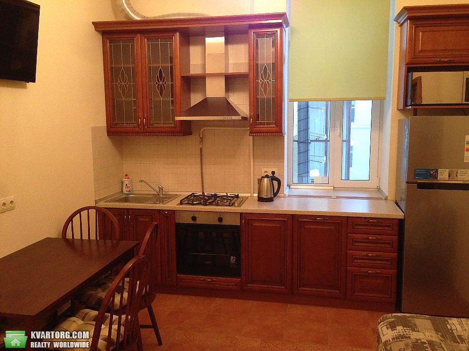 Rent out 1-room apartment. Киев, ул.АнтоновичаГорького — photo 1