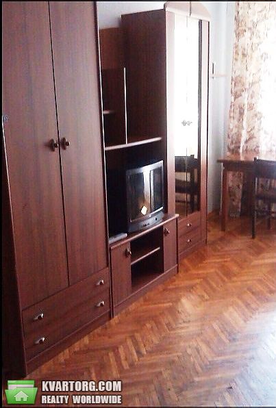Rent out 2-room apartment. Киев,  Мира пр — photo 4