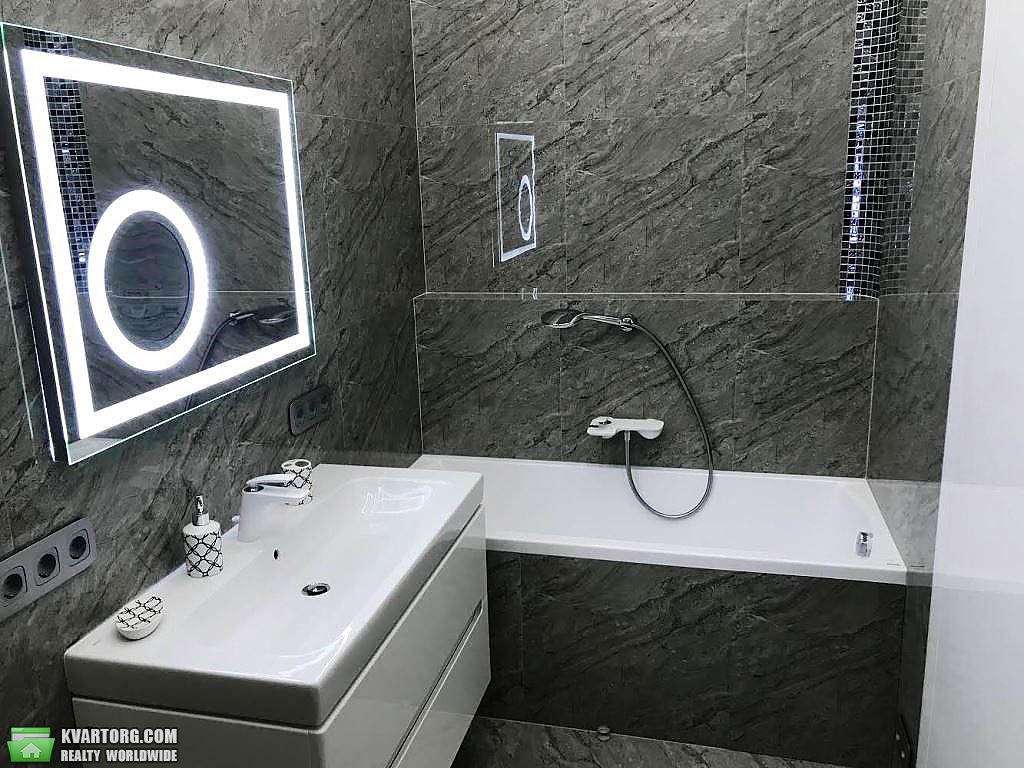 Sell 3-room apartment. Киев,  Драгомирова — photo 6