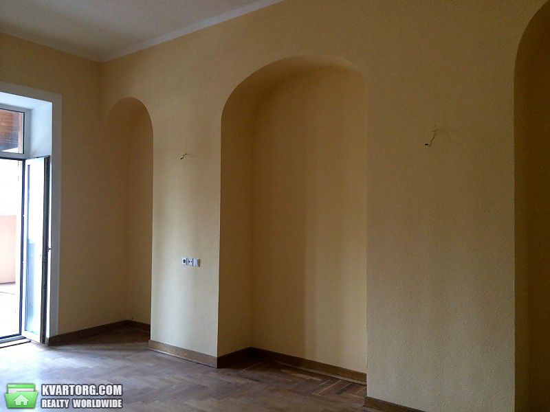 Rent out 2-room apartment. Киев, Инжинерный переулок — photo 3