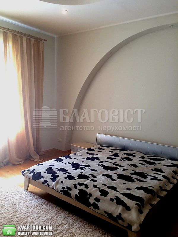 Rent out 2-room apartment. Киев,  Киквидзе — photo 1
