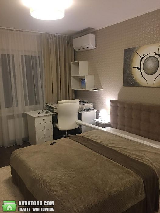 Sell 3-room apartment. Киев, Русовой — photo 1
