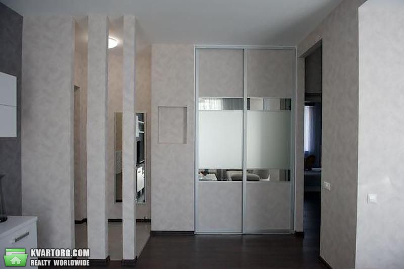 Rent out 2-room apartment. Киев,  Никольско-Ботаническая — photo 7