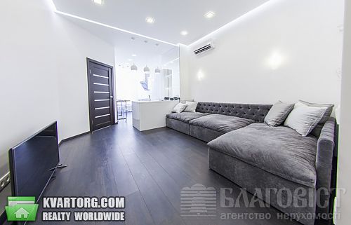 Sell 1-room apartment. Киев, Жилянская — photo 1