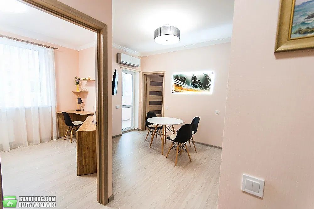 Sell 2-room apartment. Киев,  Богдановская — photo 4