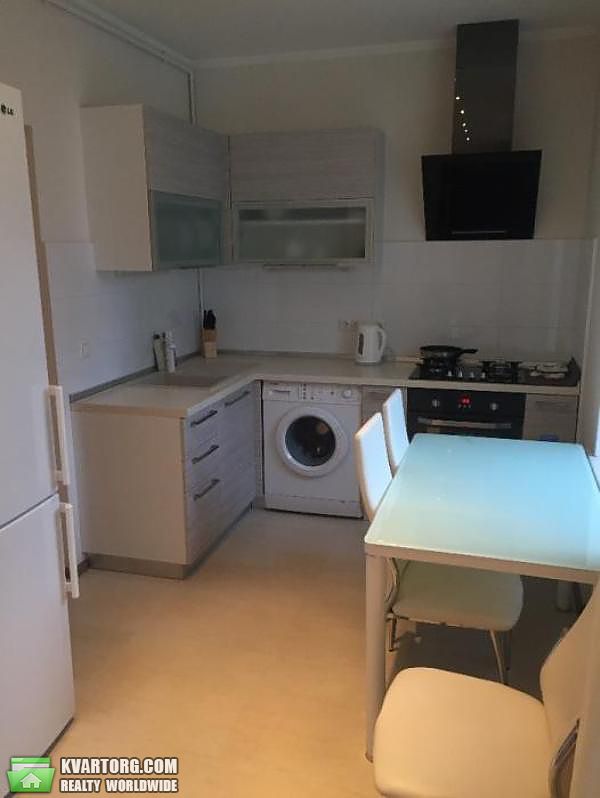 Rent out 2-room apartment. Киев,  Лютеранская — photo 6