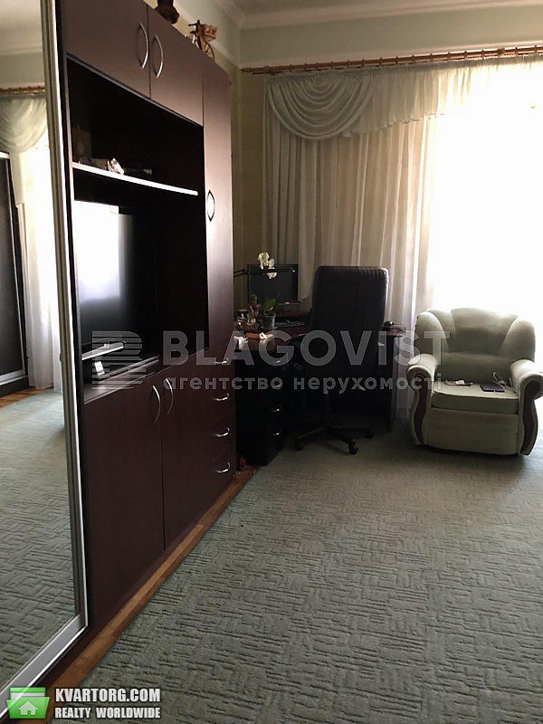 Sell 3-room apartment. Киев,  Владимирская — photo 2