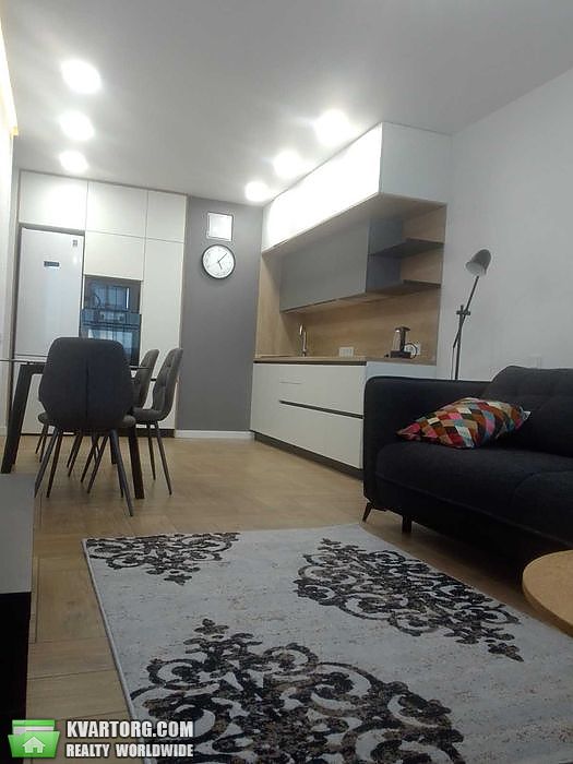 Rent out 2-room apartment. Киев, Сверстюка — photo 8