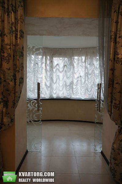 Rent out 2-room apartment. Киев, Героев Сталинграда пр — photo 4