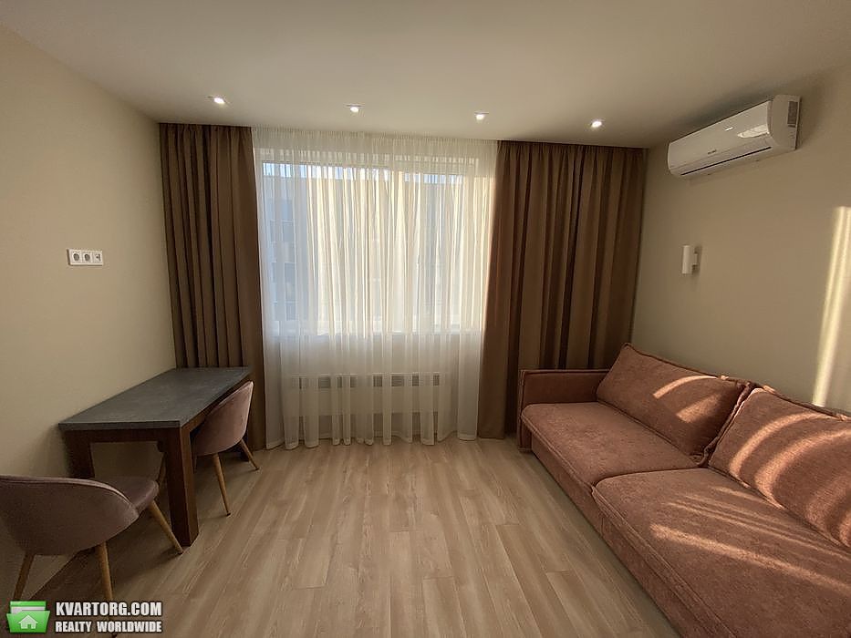 Rent out 1-room apartment. Киев, Променистая — photo 2